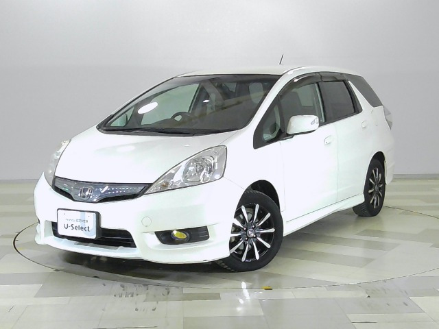 フィットシャトルハイブリッド 1.3 スマートセレクション 