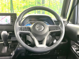 【純正革巻きステアリング】上質な革を使用することで、手にしっかり馴染みとても運転しやすいハンドルです♪