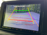 【バックカメラ】駐車時に後方がリアルタイム映像で確認できます。大型商業施設や立体駐車場での駐車時や、夜間のバック時に大活躍!運転スキルに関わらず、今や必須となった装備のひとつです!
