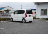 大口なトランクルームです。幅広で荷物の出し入れが簡単になります!