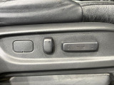 【パワーシート】スイッチ一つで簡単にシートの微調整が可能!電動だから力もいりません!快適なシートポジションにセットして、快適なドライブをお楽しみください。
