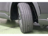 タイヤサイズ 225/50R18。