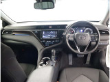 オシャレなインテリアで運転する気分も盛り上がりますよね^^
