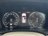 ■運転にかかわる主要な情報は、12.3インチのデジタル液晶ドライバー・ディスプレイにわかりやすく表示されます。