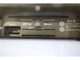 CDプレーヤーAM/FMチューナー付、他にはポータブルオーディオプレーヤーなどの外部機器をAUX入力端子に繋いで使用大好きな曲を楽しむことができます。ロングドライブに欠かせませんね!