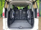 後席を格納すると、これだけの広さが!シーンに合わせたシートアレンジで、大きな荷物も積むことが出来ます♪
