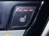 運転席/助手席にシートヒーター付いてます。あったかホカホカシートヒーター で快適です。