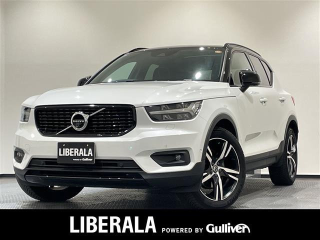 XC40 B4 AWD Rデザイン 4WD 本革シート