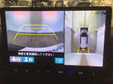 【マルチビューカメラ】周囲の状況を多彩なビューでナビ画面に表示します。駐車場や見通しの悪い交差点での安心感を高めます♪
