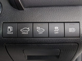 ★使いやすさや安全性を追求したステアリング周り!高級車ゆえにスイッチ類が多いのも特徴ですね!考え尽くされた配置ですぐに使いこなす事が出来ますのでご安心下さい!是非、体感してみて下さい!!