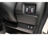 【両側電動スライドドア】スイッチ一つでスライドドアが開閉可能。狭い駐車場での乗り降りも安心です。