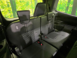 3列目シートはもちろん状態良好☆大人でもゆったりと座って頂けますので、大人数でのお出かけもラクラクです♪ご家族で、気の知れた仲間で、ドライブに行くのが楽しみですね♪