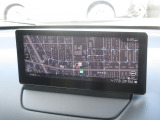 マツダコネクトの8.8インチワイドセンターディスプレイです。『Android Auto』『Apple CarPlay』や独自のコネクテッドサービスに対応したインターフェイスシステムです。