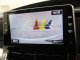 ☆車庫入れなどでバックする際に後方確認ができて便利です。車庫入れが苦手な人もこれで安心。