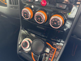 【オートエアコン】車内温度を感知して自動で温度調整をしてくれるのでいつでも快適な車内空間を創り上げます!