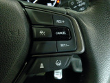 Honda SENSING●衝突軽減ブレーキ(CMBS)●先行車発進お知らせ機能●歩行者事故低減ステアリング●路外逸脱抑制機能●標識認識機能●アダプティブクルーズコントロール(ACC)●車線維持支援シ