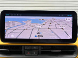 インテリアに映える10.25インチオーディオナビゲーションシステム。大画面のモニターは視認性が高く操作性も高いです