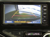 バックガイドモニターで、後方を確認しながら安心して駐車することができます。運転初心者も熟練者も必須の機能ですよ!