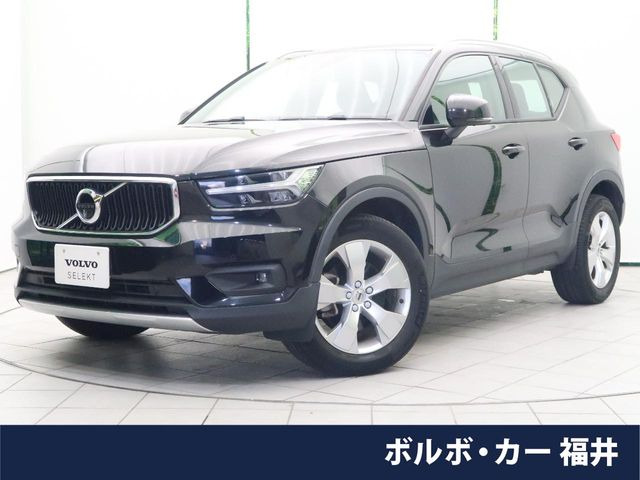 XC40 B4 モメンタム 