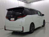 低燃費で環境にもやさしいハイブリッド車です。トヨタ専用診断機器でハイブリッドシステムを綿密に点検してあります!
