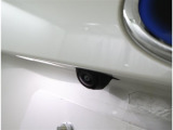 バックカメラが付いているので後方確認が非常にしやすいです。今や運転初心者も熟練者も必須装備!ついていて損はないですね♪