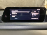 Bluetoothに接続することで、スマートフォンに入っている音楽アプリを車内で楽しめたり、通話が出来ます♪