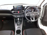 見通しのよいすっきりとした視界で、誰でも運転しやすいです。運転のしやすさは疲れにくさにも繋がりますよ♪