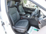 運転席回りもすっきりしていてスムーズに乗り降りができます!