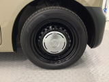 おしゃれは足元から、デザインのいいホイールキャップです。お手入れも簡単♪