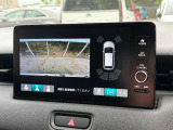 パーキングセンサーもついておりますので駐車などが苦手な方も安心して運転が可能です。