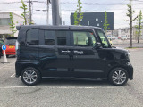 ご納車までの期間ですが、県内のお客様は2週間、県外のお客様は2,3週間ほどでご納車が可能となります。但し、お支払いや書類の状況によっては多少の前後もありますので、その際には何卒ご了承下さい。