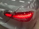 メルセデス・ベンツ[認定中古車]は、メルセデス・ベンツ日本株式会社が認定する中古車保証制度が適用される中古車です。これは正規販売店のみの特典です。TEL042-338-1133