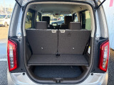 ラゲッジスペースです。荷物を積むスペースが十分に確保されております!