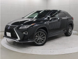 セダンとSUVの特長をあわせ持つクロスオーバーモデル、レクサス「RX」のハイブリッドモデル「RX450h」です。