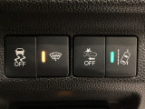 ホンダが推し進める総合先進安全装備のセンシング搭載! 衝突や斜線はみだしなどの危険が予測される時、センサーが警告。ヒューマンエラーを高度先進技術が補完してくれます。