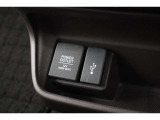 シガーソケットが付いているので、車から電源を取ることが出来ます!