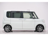 県内13店舗にて常時500台以上ダイハツ車を展示中です。見て、触って、納得のいく一台をぜひ見つけてください。