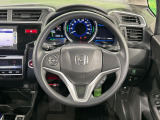 【ステアリングスイッチ】運転中、前方から目線をそらすことなく、オーディオ等の操作が可能な便利機能!安心&快適なドライブを演出してくれます♪