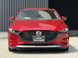 内外装程度の良い人気のMAZDA3ファストバックが入庫です♪ETCやナビ、360&deg;モニターなど、装備も充実しております!是非この機会にご検討下さい♪