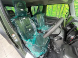 運転席シート廻りは使用感も少なく、良好な状態となっています。丁寧に使われていたことがよくわかりますね。