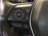 【ステアリングスイッチ】左です。ハンドルから手を離さず、運転に集中したまま手元でオーディオ操作等ができます。
