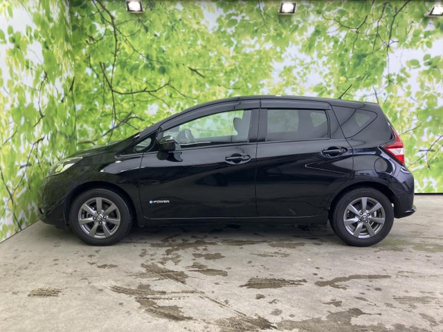 日産 ノート 1.2 e-POWER X ブラックアロー の中古車詳細 (77,200km