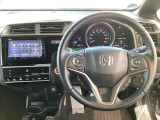 ドライブの必需品。見やすい・使いやすいHonda純正のメモリーナビを搭載。