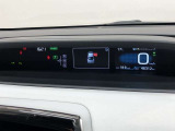 大型メーターで視界も良好な運転席廻りです。運転時の視線移動が少なくて済むので、安全性にも一役かってくれます。