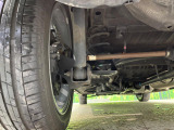 お車を安心してお乗りいただく為には、足回りの定期点検が欠かせません。サービスサポート(有償保証)では無料点検もご提供しており、安心のカーライフをお過ごしいただけるサポート体制が整っています。
