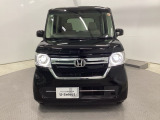 お客様に安全で快適なカーライフをお送りいただくために、中古車にも高いレベルの品質基準を設け、その基準に従って、全ての中古車について納車前整備を実施しています。