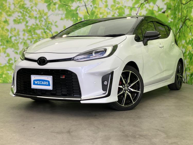 アクア  GRスポーツ