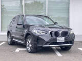 BMW Card (Visa)とBMW Diners Cardの2種類をご用意しております。充実のポイントプログラムや多様なサービスの他にカード契約期間中はBMWエマージェンシー・サービスが24時間365日ご利用いただけます。