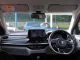 ドライバー目線です。目線が高いので運転はしやすい1台です!