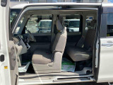 中古車をお選びいただく際に気になる走行距離や修復歴などに加えてキズ・凹みの有無・状態や消耗品の交換、今までの整備状況が &ldquo;ダイハツ認定中古車カルテ&rdquo;でわかります。